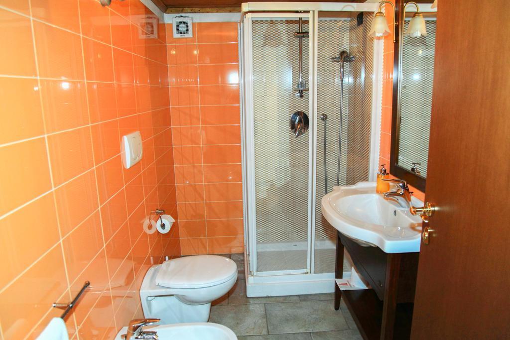 Alloggio Agrituristico Cascina Tappa Locate di Triulzi Luaran gambar